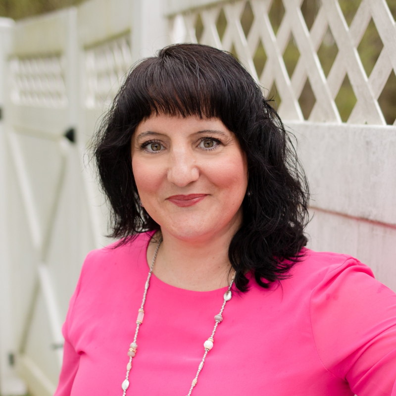 Roseann Capanna-Hodge, Psychologist 3 Dr-Roseann-Capanna-Hodge sq2