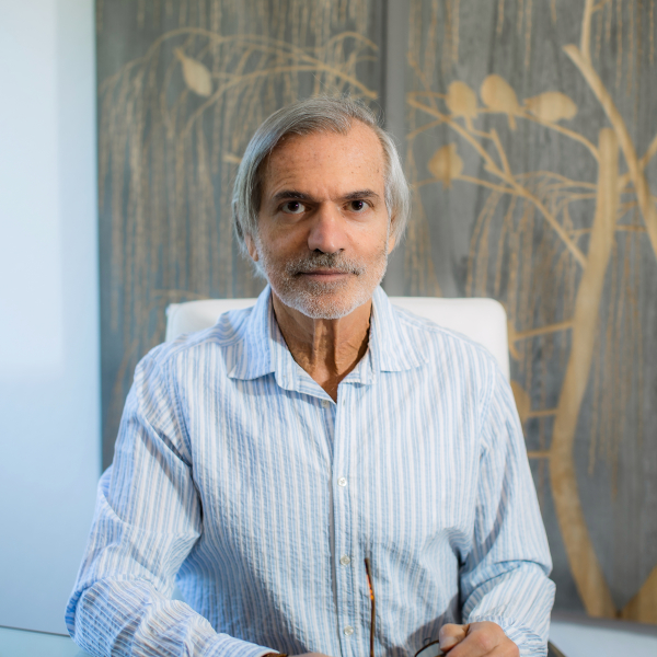 Eric Gordon, MD 3 Eric Gordon